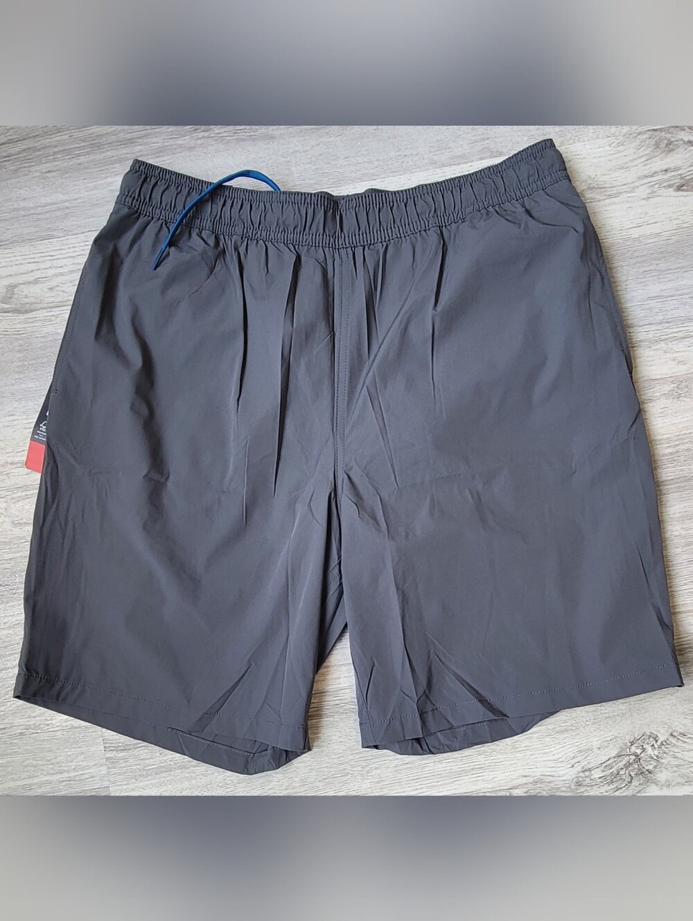 Kirkland Signature Men's Gray Solid Swim Trunks Size M NWT